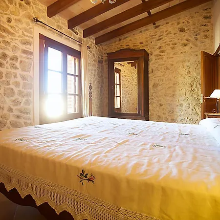 In A Peaceful Rural Setting For Large Groups Hébergement de vacances *