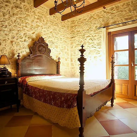 Hébergement de vacances In A Peaceful Rural Setting For Large Groups *